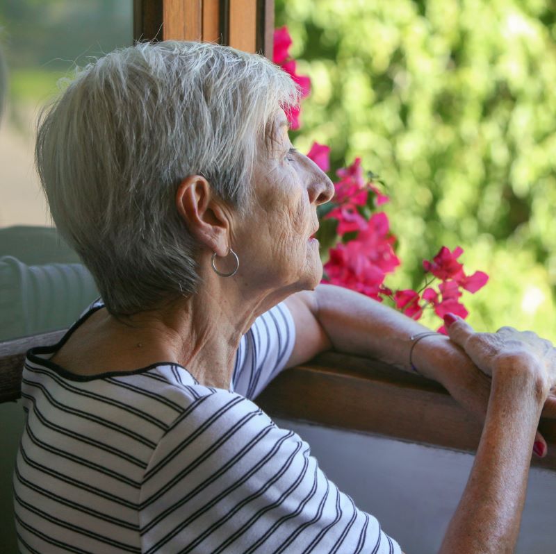 socialt isolerad människa med svårläkt sår